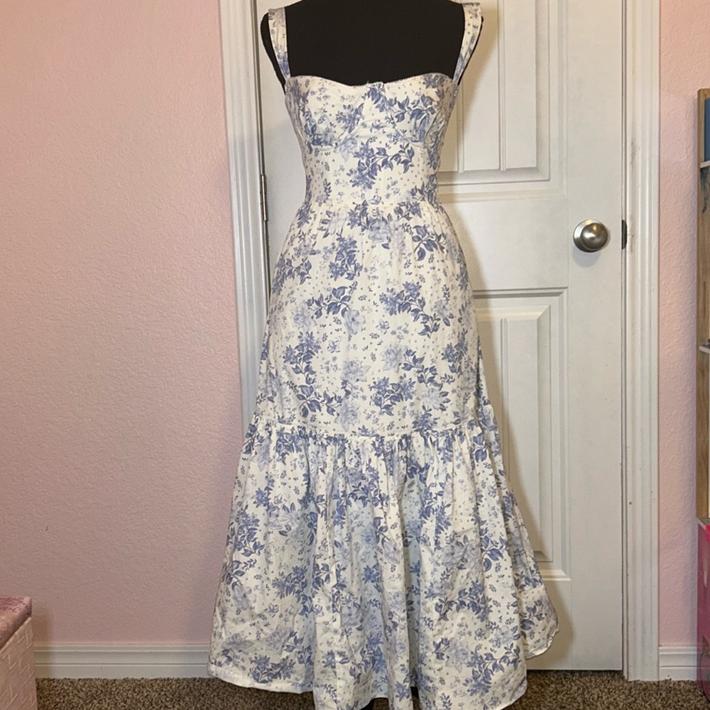 House Of CB dress